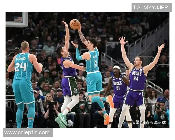 雄鹿大胜黄蜂，字母哥拿下35分：不可阻挡的“希腊怪兽”