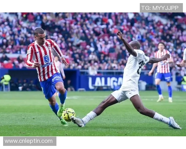 马竞主场不敌瓦伦西亚，连续3轮不胜引发球迷不满！